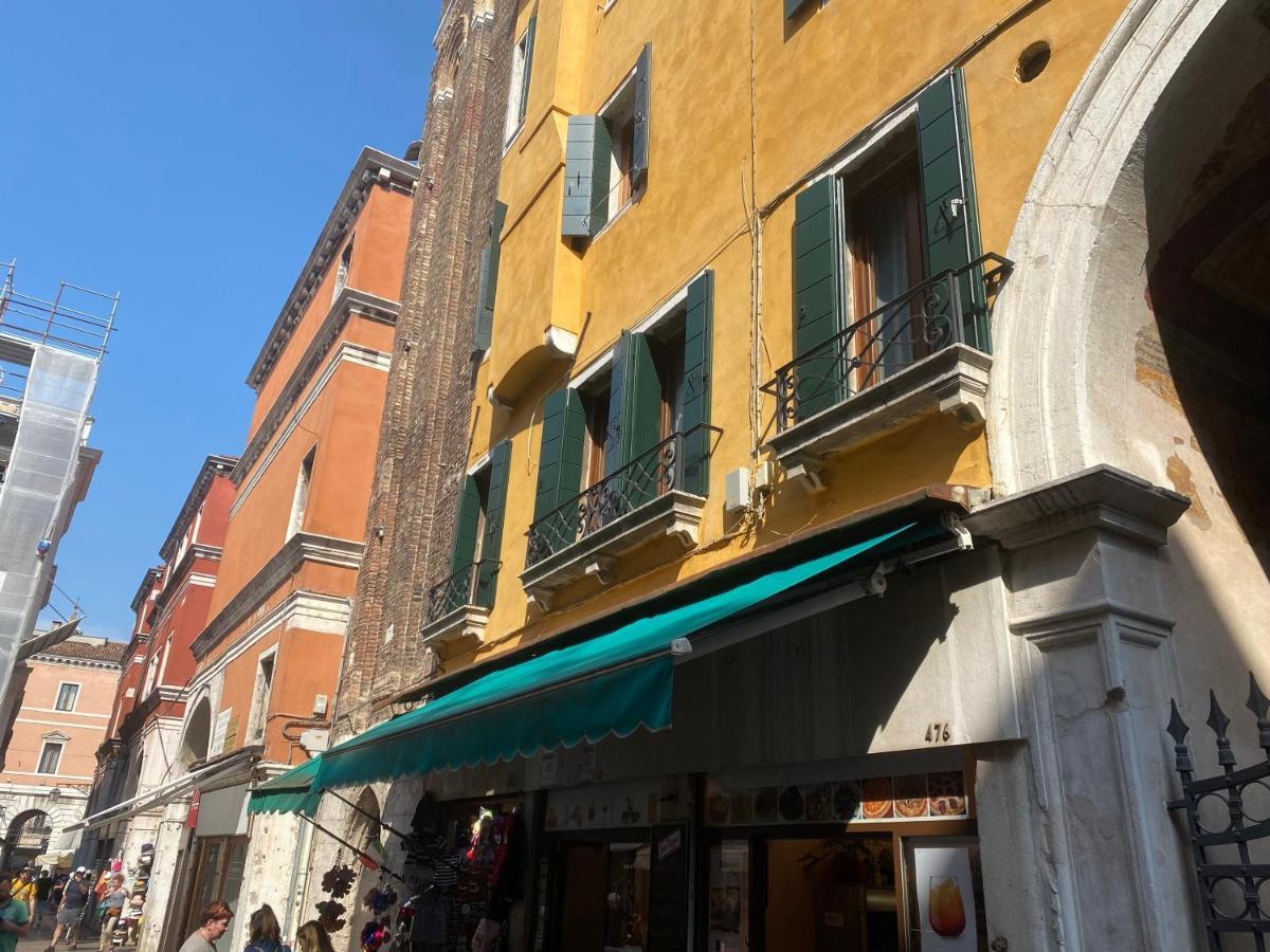 Antique Historical Apartment Venezia Eksteriør bilde